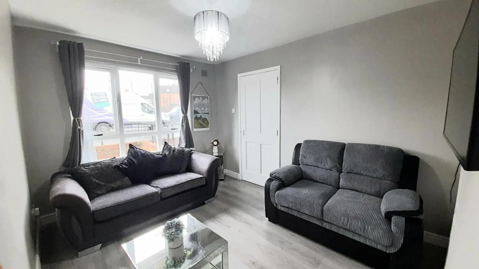 293 Holiday Home- Free On Site Parking Belfast 0*,  Velká Británie