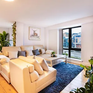 Apartment Quarters- Riverside, Belfast